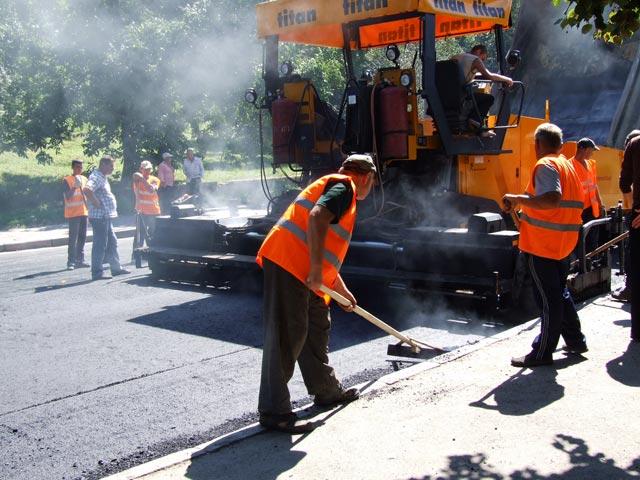 На поточний ремонт черкаських доріг закладено 5,2 млн. грн. 